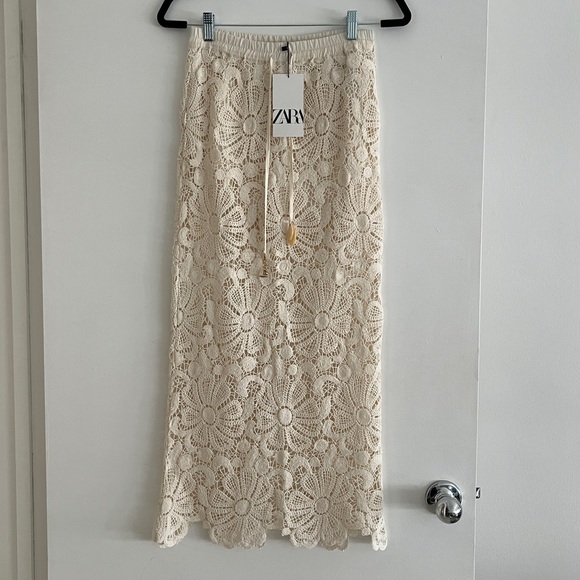 Zara Lace Skirt NWT - Picture 2 of 7